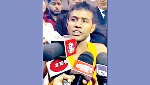 नागपूर : एका तासात 3331 पुशअप मारून नोंदविला विश्वविक्रम