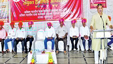 पोस्टल कर्मचार्यांचे प्रश्न सोडविण्यासाठी प्रयत्न करू : संभाजीराजे