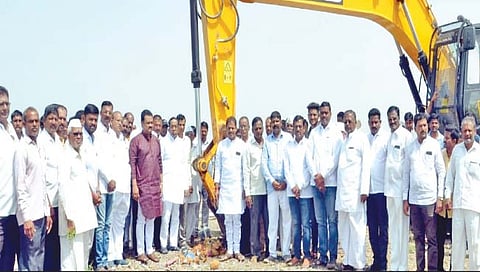 सांगली : दिघंची वाड्या- वस्त्यांचा पाण्याचा प्रश्न निकाली