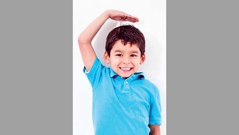 मुलांची उंची हवी तशी का वाढत नाही? जाणून घ्या कारण आणि उपाय