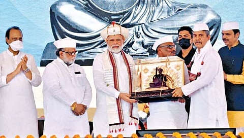 अकरा हजार कोटींच्या पालखी मार्गाला गती