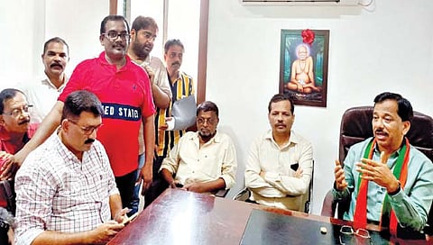 राजन तेली म्हणाले, विधान परिषदेनंतर राज्याच्या सत्तेतही चमत्कार घडेल!