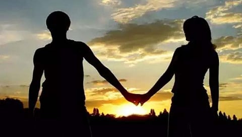 ‘लिव्ह इन रिलेशन’मधील अपत्याचाही मालमत्तेत वाटा