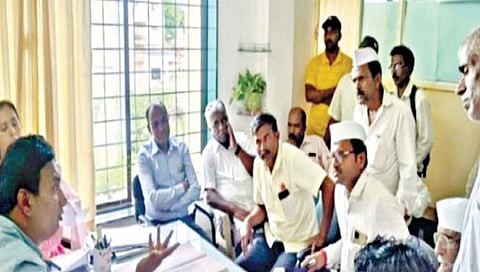 धरणग्रस्तांची अवस्था ‘ना घर का ना घाट का’