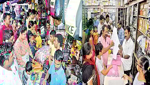 शालेय साहित्य खरेदीसाठी लगबग; आळेफाटा परिसरातील चित्र