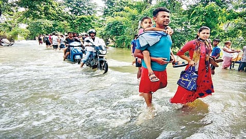 आसाम-मेघालयात पूरसंकट गंभीर
