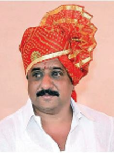 नगर : पिचड समर्थक वाकचौरे राष्ट्रवादीत; कमळ सोडून आज मुंबईत बांधणार हातात घड्याळ