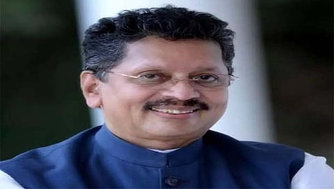 विद्यार्थ्यांना कौशल्य आणि तंत्रज्ञान आधारित शिक्षण देणार : दीपक केसरकर