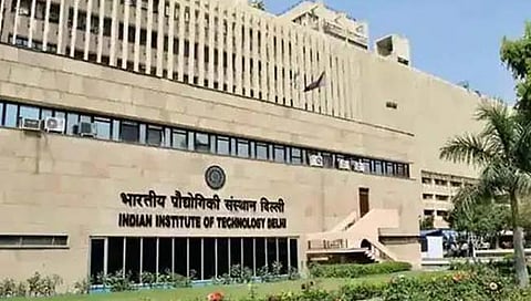 IIT दिल्लीच्या विद्यार्थ्याने जिंकली जगातील सर्वात मोठी कोडिंग स्पर्धा, १ लाख स्पर्धकांतून मारली बाजी