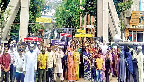 इस्लामपूर : पाण्यासाठी इस्लामपूरमध्ये मोर्चा