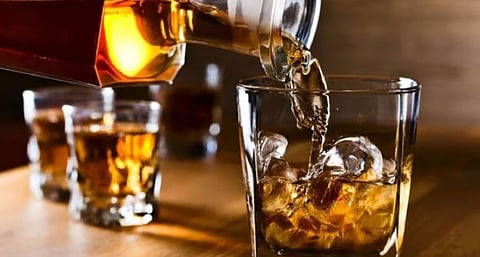 मतदारांना करा दारु वाटप! छिंदवाड पालिका उमेदवारांना मध्य प्रदेश अबकारी विभागाने दिली देशी-विदेशी ब्रँडच्या दराची यादी