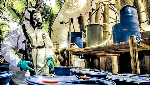 चीन सिंथेटिक ड्रग्ज चे सेंटर; मेक्सिको सेल्समन!