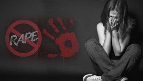 धक्कादायक! आईने मित्राला मुलीवर बलात्कार करायला लावले अन् ४ वर्षांत ८ वेळा स्त्रीबीज विकले