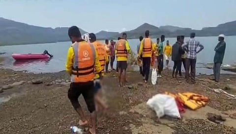 पुणे : मासेमारी करताना बोट उलटून एक जण बुडाला; पिंपळगाव जोगा धरणातील घटना