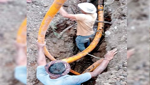 सांगली : आदेश धाब्यावर बसवून रस्ते खोदाई सुरूच