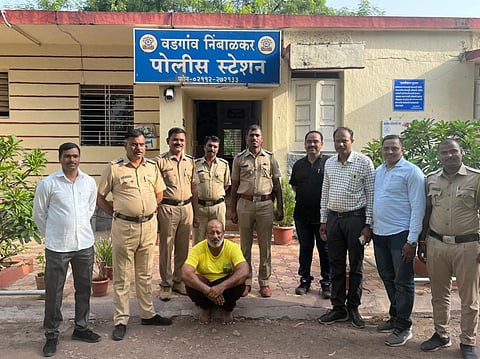 पोलिस असल्याची बतावणी करत लुटणाऱयाला वडगाव निंबाळकर पोलिसांनी अटक केली.