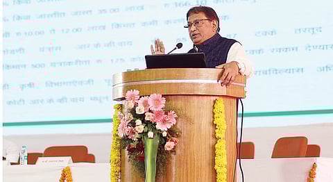 ऊस गाळपासाठी पुढील वर्ष भयावह; संजय खताळ यांचा इशारा