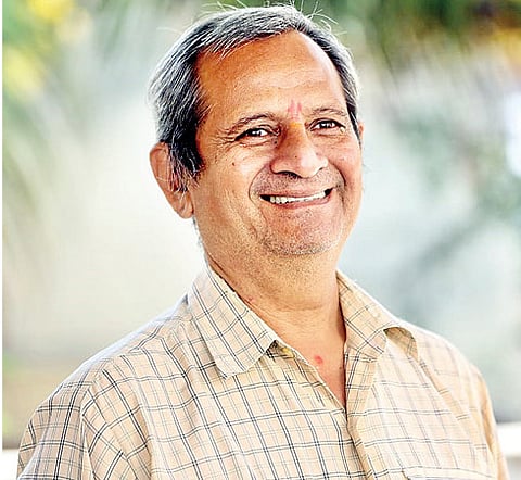 पिंपरी: वय वर्षे 62 आणि 100 वेळा रक्तदान; डॉ. वैद्य यांचे योगदान उभी केली रक्तदान चळवळ