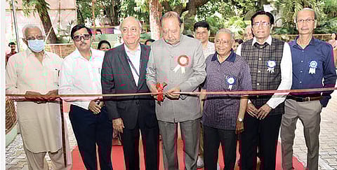 पूनावाला इंग्रजी माध्यम शाळा सुरू; वालचंद संचेती यांच्या हस्ते उद्घाटन