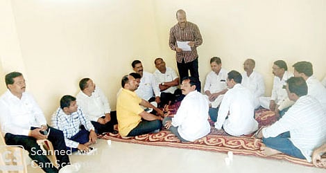 सणसर येथे भारतीय जनता पार्टीच्या पदाधिकार्यांची बैठक पार पडली.