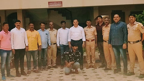 बारामती तालुका पोलिसांकडून सूरज काशीद याला ताब्यात घेत त्याच्यावर स्थानबद्धतेची कारवाई करण्यात आली.