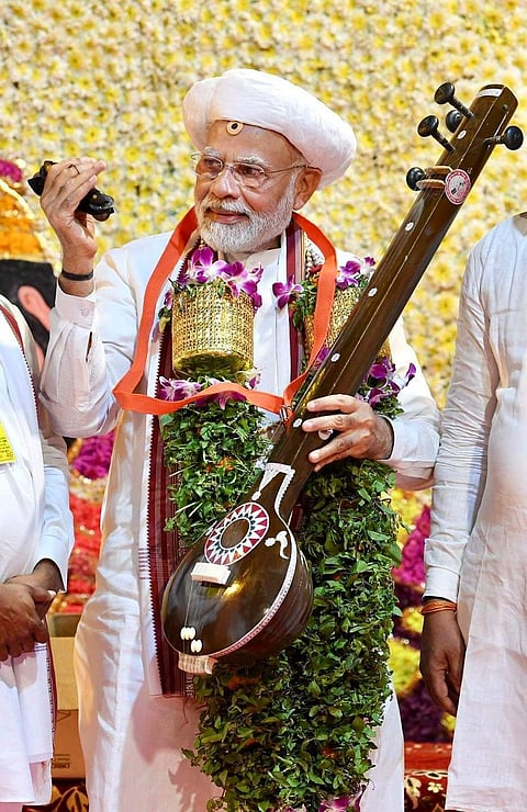अवघी देहूनगरी मोदीमय!