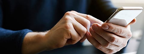 ‘एसएमएस, फसवे कॉल यापासून सावध राहा’