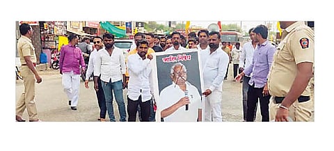 बेजबाबदार वक्तव्याबद्दल माजी आमदार अनिल गोटेंवर गुन्हा नोंदवा : शिवप्रतिष्ठान हिंदुस्थान संघटना