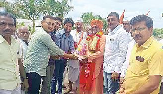 देवगडच्या दिंडीचे घोडेगावात स्वागत