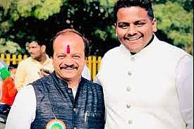 वसंत मोरे यांच्या मुलाला धमकी