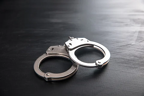 पुणेः दोन कोटींचे मोबाईल चोरणार्या टोळीतील एकाला अटक