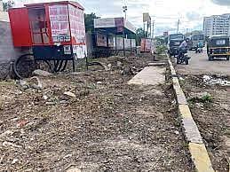 वाघोली रस्त्यावर होतोय वाहनचालकांना मनस्ताप; जलवाहिनीसाठी होणार्या खोदाईचा परिणाम