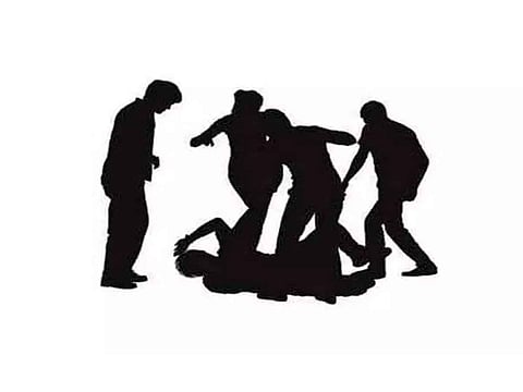 नगर : विद्यार्थ्यांना टवाळखोरांची मारहाण ; सहा तरूणांविरूद्ध पाथर्डी पोलिसांत गुन्हा दाखल