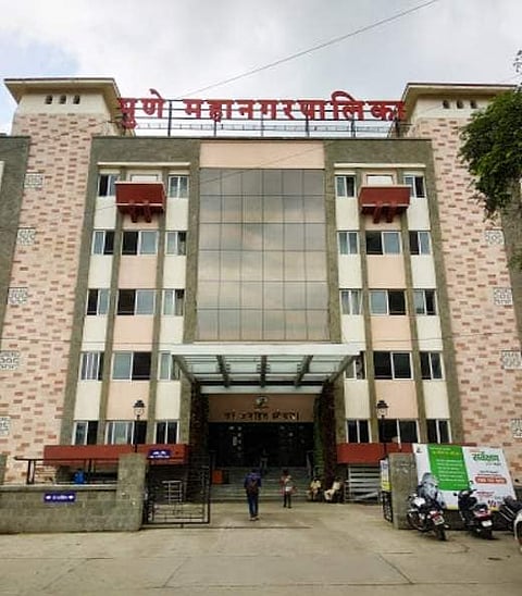 पुणे : शहरी गरीब कार्डसाठी धावपळ ; क्षेत्रीय स्तरावर सुविधा देण्याची नागरिकांची मागणी