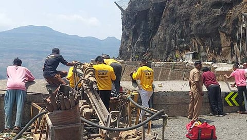 पुणे : एसटी चालकाची माळशेज घाटात आत्महत्या