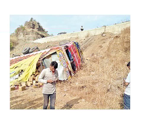 अपघातानंतर भीतीने चालकाची आत्महत्या