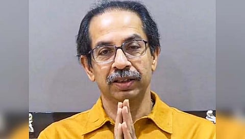 सेनेत संघटनात्मक बदलांचे संकेत! मुंबई राखण्यासाठी मातोश्रीवर बैठका