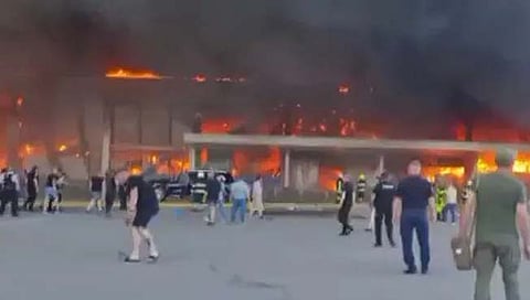 युक्रेनमधील शॉपिंग मॉलवर रशियाचा क्षेपणास्त्र हल्ला, १६ ठार, ५९ जखमी