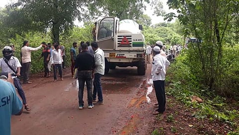 सिंधुदुर्ग : डॉक्टरकडे निघालेले बहीण- भाऊ ट्रक, दुचाकीच्या अपघातात ठार