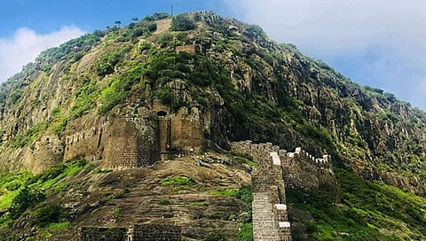 नाशिक जिल्ह्यातील 28 राज्य संरक्षित स्मारकांना मिळणार खासगी पालक