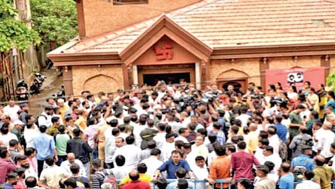 आता गुरुपौर्णिमेला गजबजणार आनंदाश्रम; पहिल्यांदाच ठाणेकरांची मातोश्रीला दांडी?