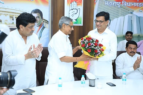 राष्ट्रपतीपदाच्या निवडणुकीसंदर्भात काँग्रेस विधिमंडळ पक्षाची बैठक संपन्न