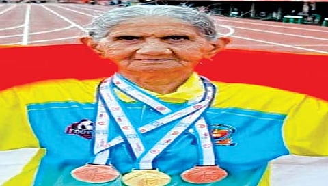 व्यक्तिमत्व : तरुण आहे अजूनही…