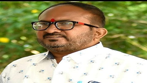 धुळे शिवसेना जिल्हाप्रमुखपदी अतुल सोनवणे यांची नियुक्ती ; गावित यांना हटविले