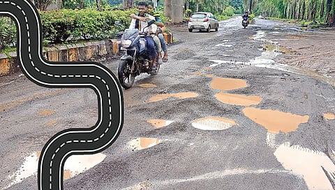 नाशिक : पावसानेच केला मनपाचा ‘डांबर’ टपणा उघड!