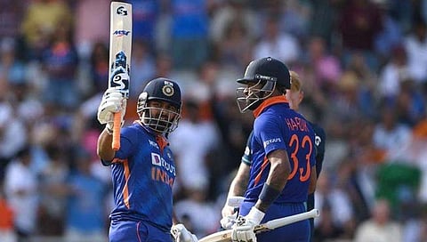 Rishabh Pant : ४, ४, ४, ४, ४…ऋषभ पंतनं डेव्हिड विलीची काढून टाकली हवा, ५ चेंडूत ५ चौकार (पहा व्हिडिओ)