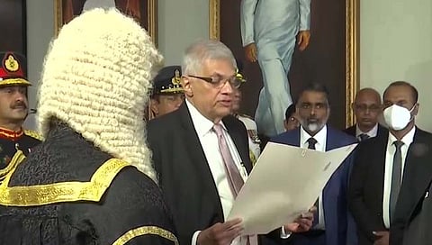 रानिल विक्रमसिंघे यांनी घेतली श्रीलंकेच्या राष्ट्रपतीपदी शपथ