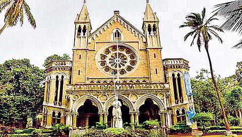 मुंबई विद्यापीठाला मिळाल्या भरघोस देणग्या ; टाटा इन्व्हेस्टमेंट कॉर्पोरेशनकडून 75 लाख व राजीव गांधी विज्ञान व तंत्रज्ञान आयोगाकडून 50 लाख