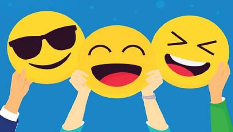 नेहमी हसत राहायचे… नाही तर पगार कपात!