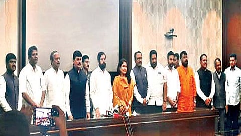 लोकसभेतही सेना फुटली! १२ बंडखोर खासदारांच्या शिंदे गटाला अध्यक्षांची मान्यता